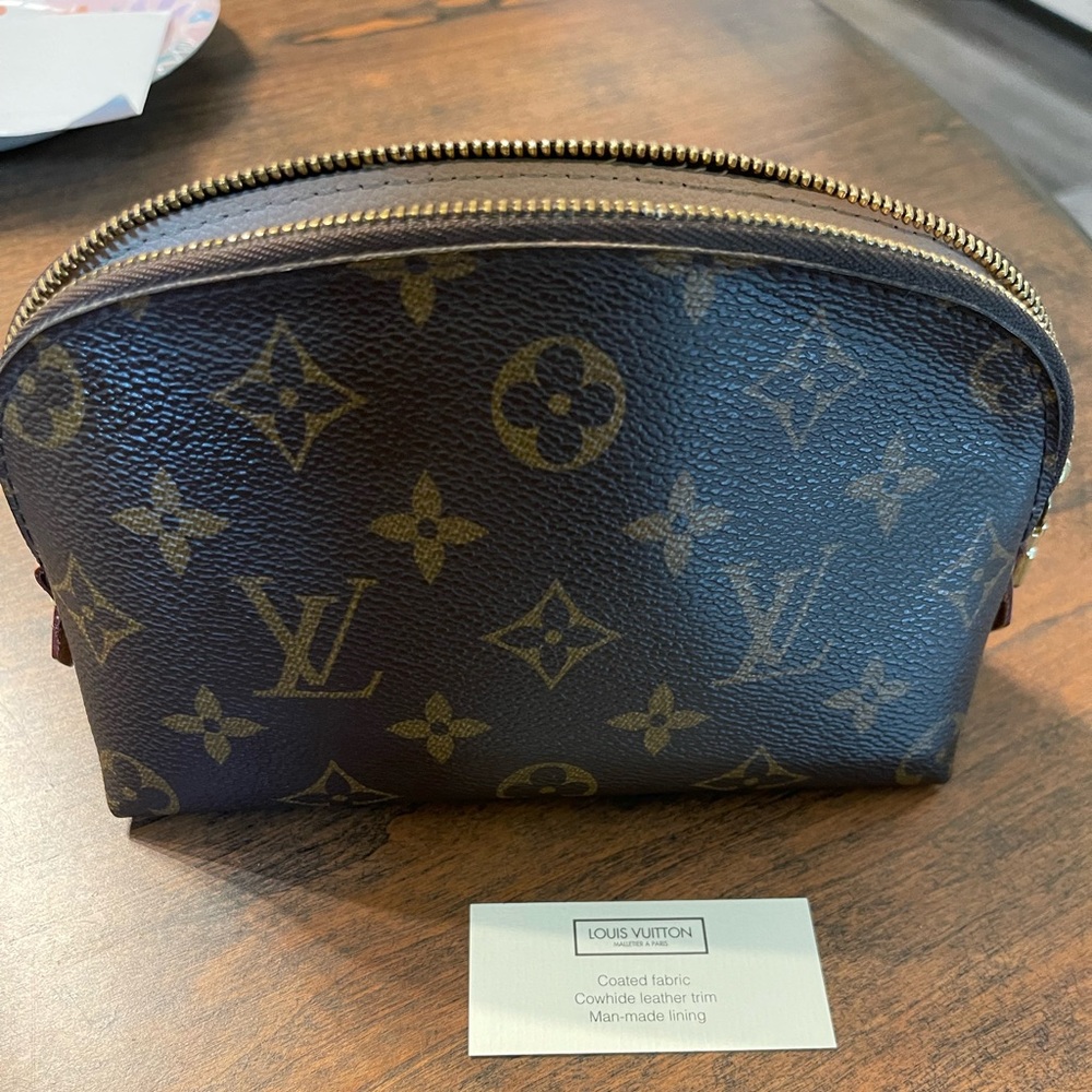 Louis Vuitton Cosmetic Pouch M47515